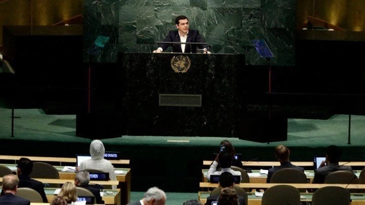 Τσίπρας: Η Ελλάδα αφήνει πίσω της τη λιτότητα, με αρχή τον απόλυτο σεβασμό στα ανθρώπινα και κοινωνικά δικαιώματα (βίντεο)